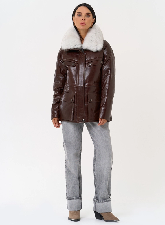 Коричневый кожаный пуховик фото