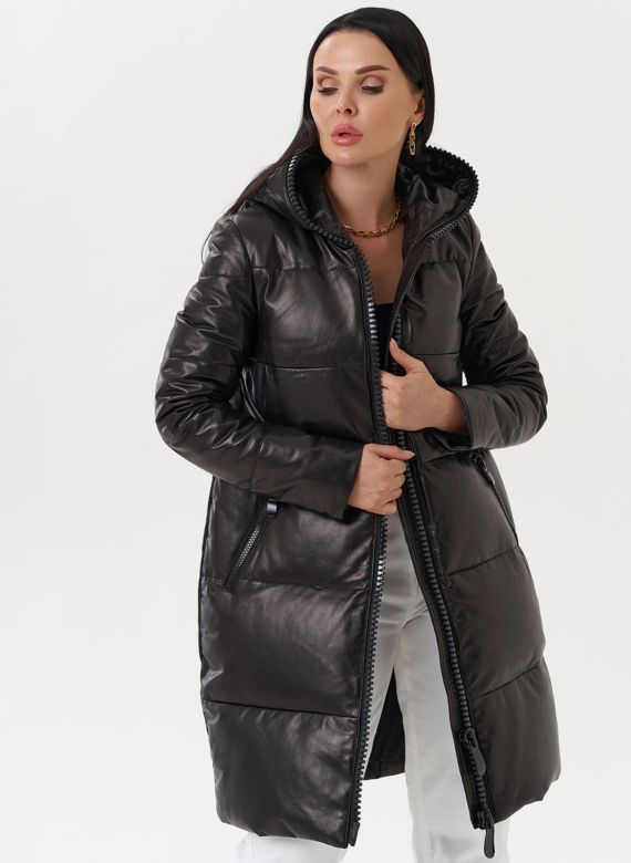 Кожаный пуховик с капюшоном