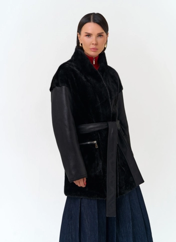 Женская дубленка из эко меха фото